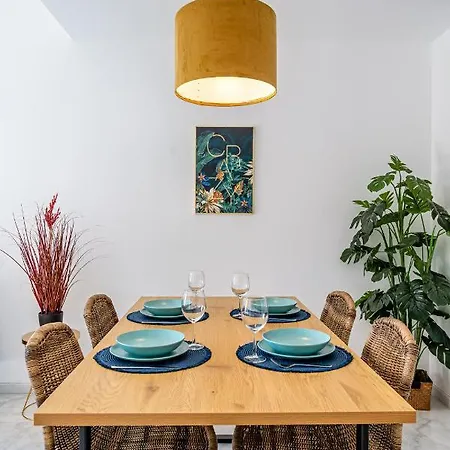 Heart Location & Parking Apartment Malaga